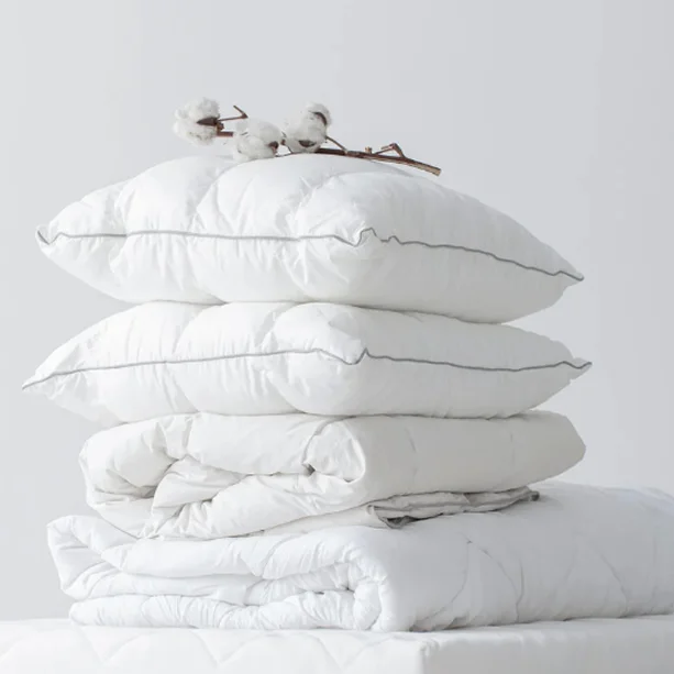 Almohadas y complementos